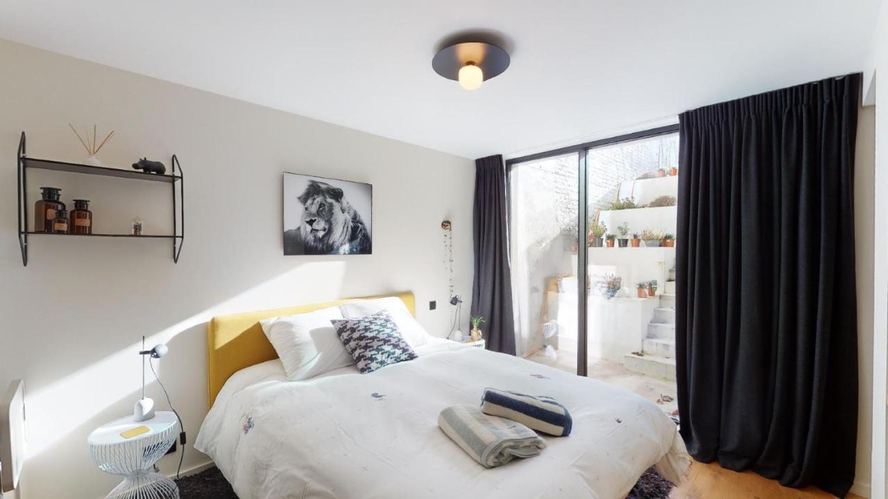 Suite Lumineuse A Saint-Gilles ภายนอก รูปภาพ